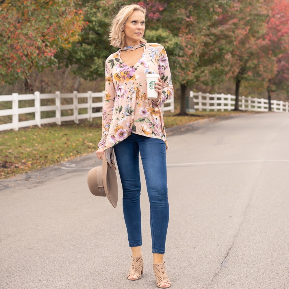 Floral choker top - Picture 3 of 8